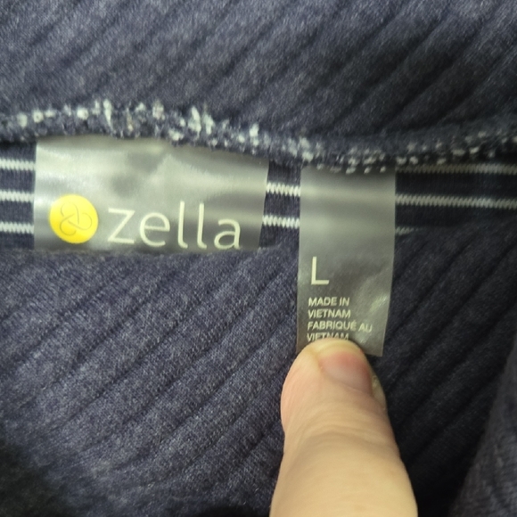 Zella Cowl Neck Sweater L Navy Hi Lo - Picture 2 of 6
